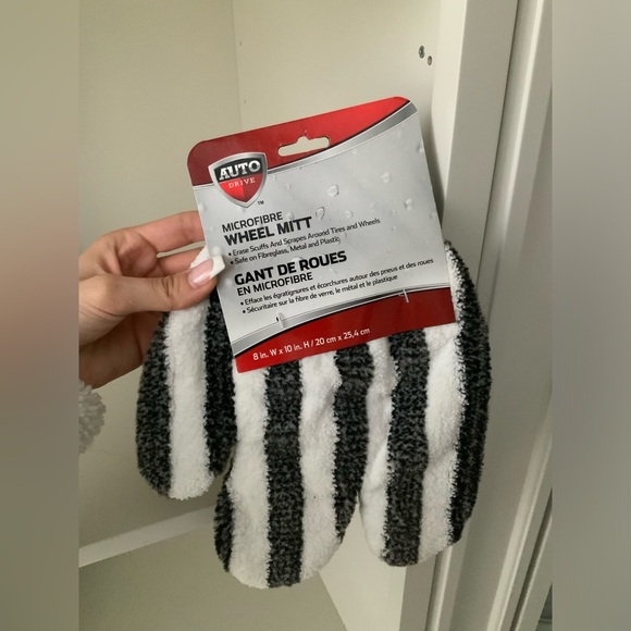 AUTO DRIVE MicroFibre Wheel Mitt BRAND NEW Car Wheel Scuff Scrap Eraser - Picture 2 of 4